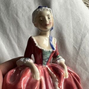 Royal Doulton Goody Two Shoes Figurine